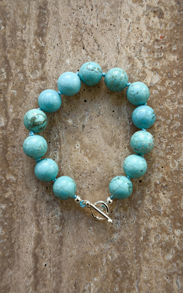 Turquoise howlite