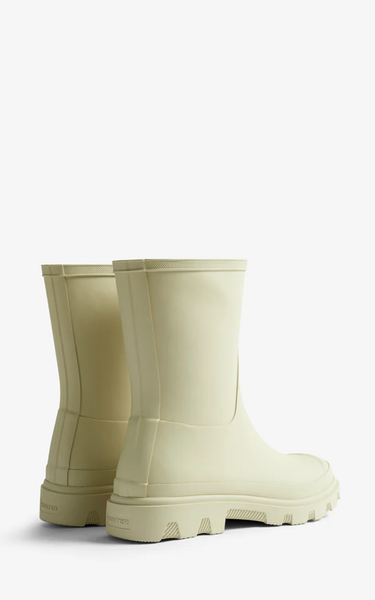 Short boot
